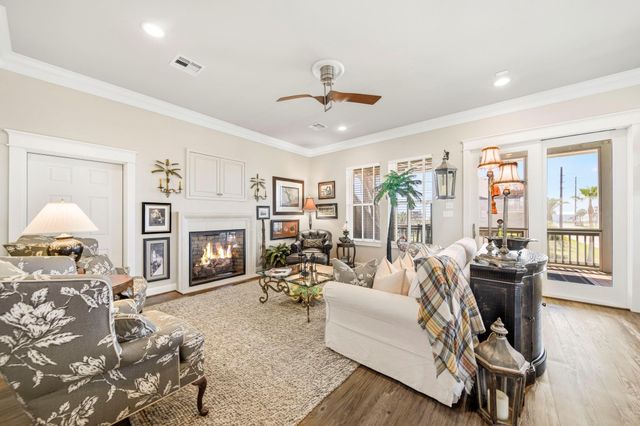22426 Vista Del Mar, Galveston, TX 77554