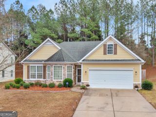 353 Southgate Drive, Locust Grove, GA 30248