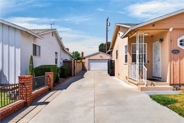 10561 Elmcrest Street, El Monte, CA 91731
