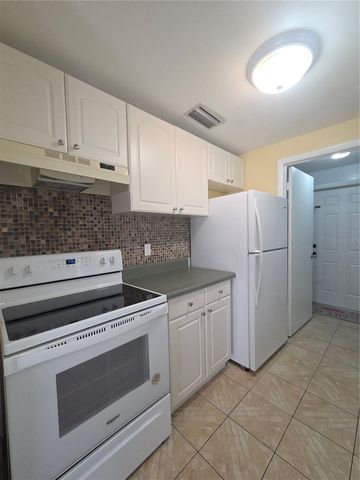 10090 N CITRUS SPRINGS BOULEVARD, Citrus Springs, FL 34434