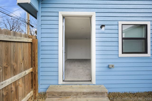 2807 E 3rd Street, Tulsa, OK 74104