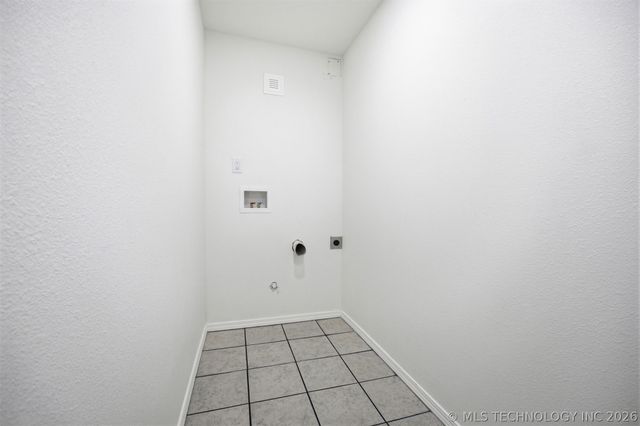 2807 E 3rd Street, Tulsa, OK 74104