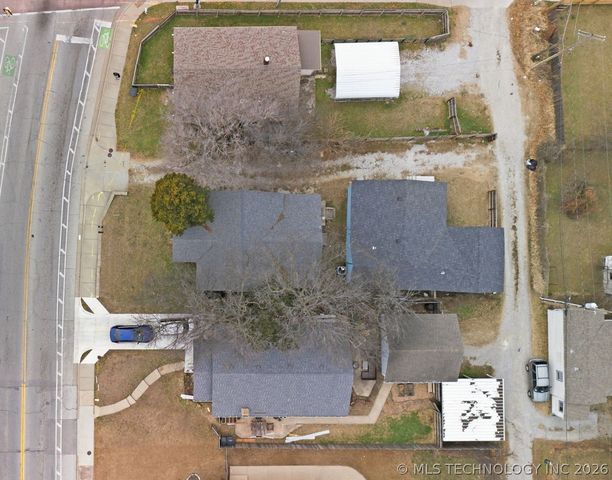 2807 E 3rd Street, Tulsa, OK 74104