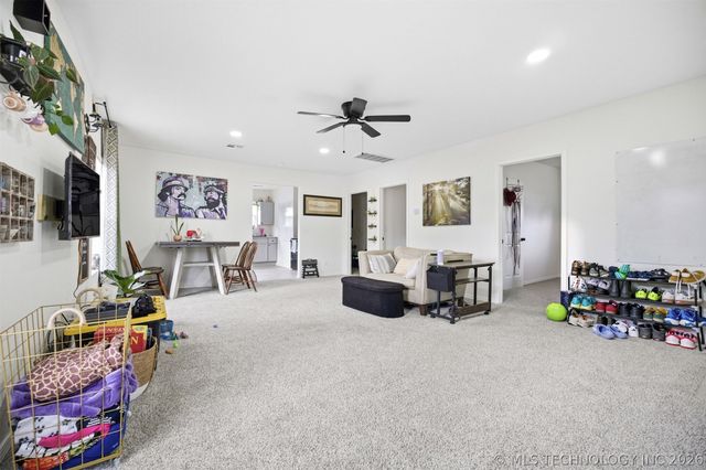 2807 E 3rd Street, Tulsa, OK 74104