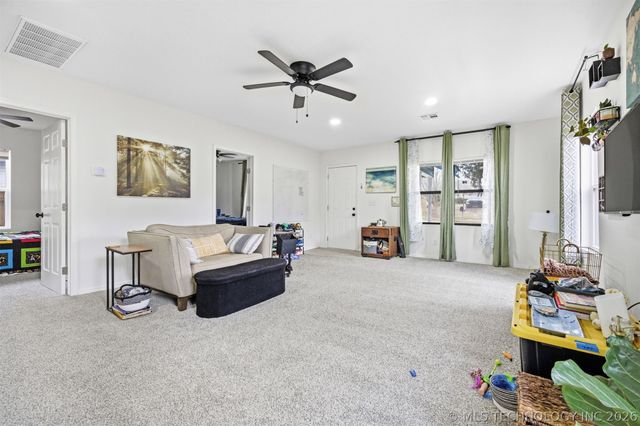 2807 E 3rd Street, Tulsa, OK 74104