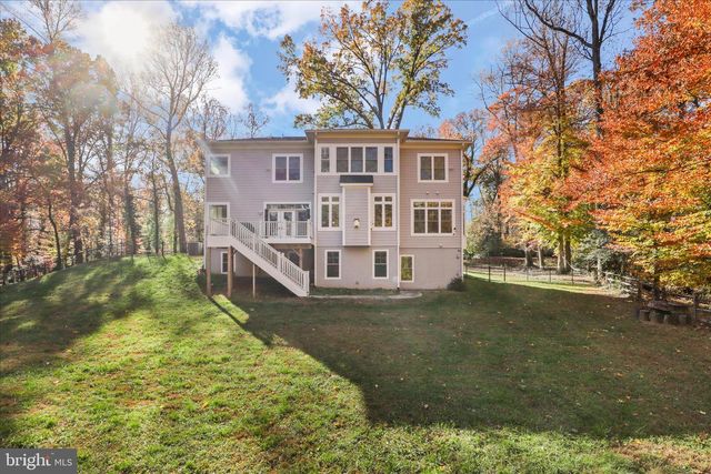 3407 BARKLEY DR, Fairfax, VA 22031