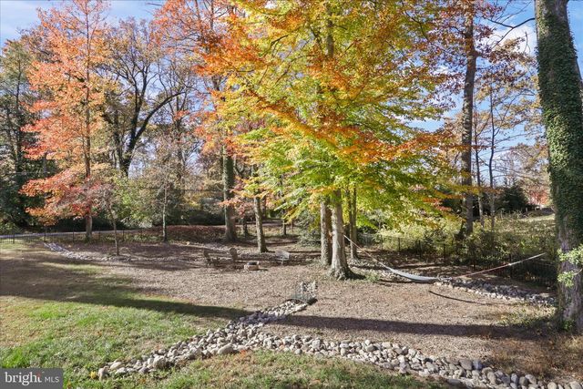 3407 BARKLEY DR, Fairfax, VA 22031