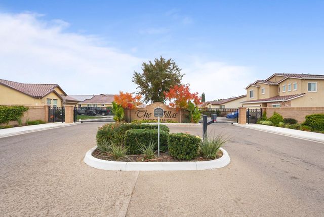 1974 Gus Villalta Dr, Los Banos, CA 93635