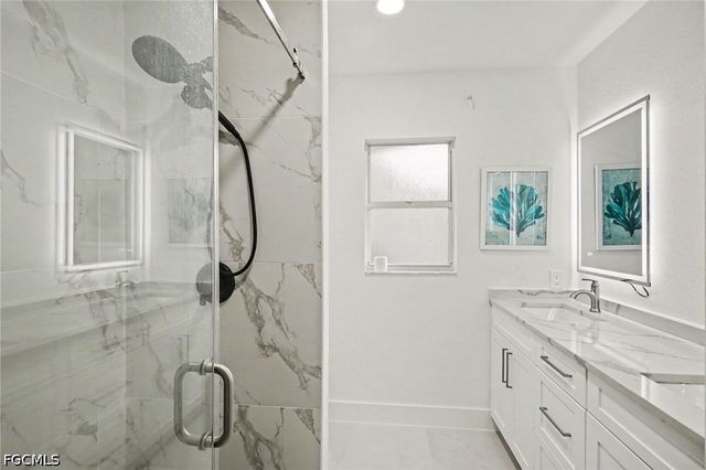 4618 Ashton CT, Naples, FL 34112