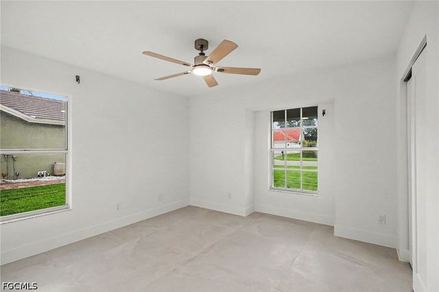 4618 Ashton CT, Naples, FL 34112