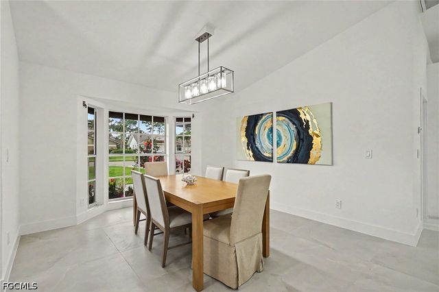 4618 Ashton CT, Naples, FL 34112