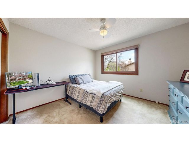8277 S Yukon Way, Littleton, CO 80128
