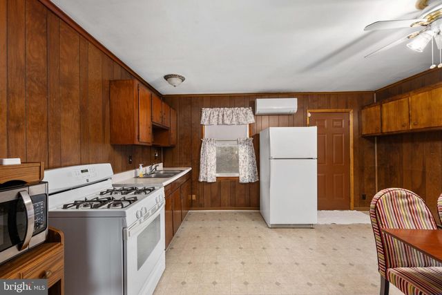 9 BELLS HILL RD, Stafford, VA 22554