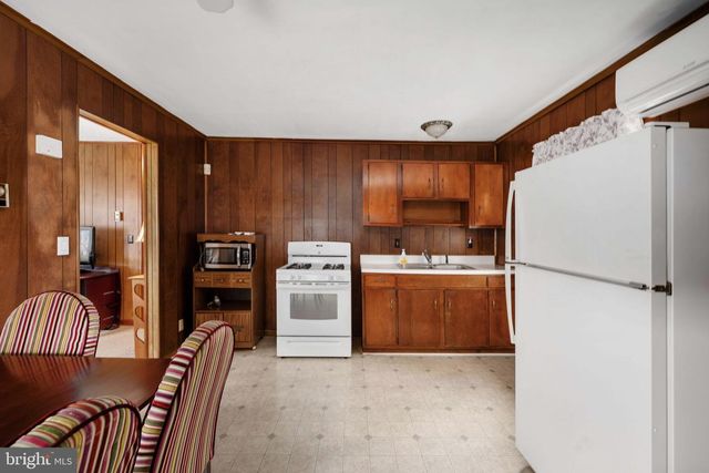 9 BELLS HILL RD, Stafford, VA 22554