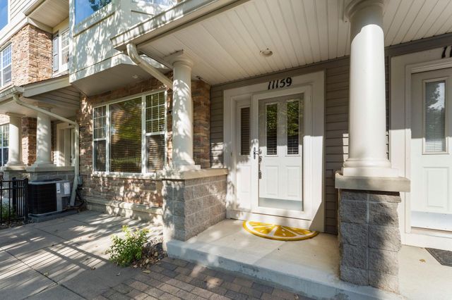 11159 Kinsley Street, Eden Prairie, MN 55344