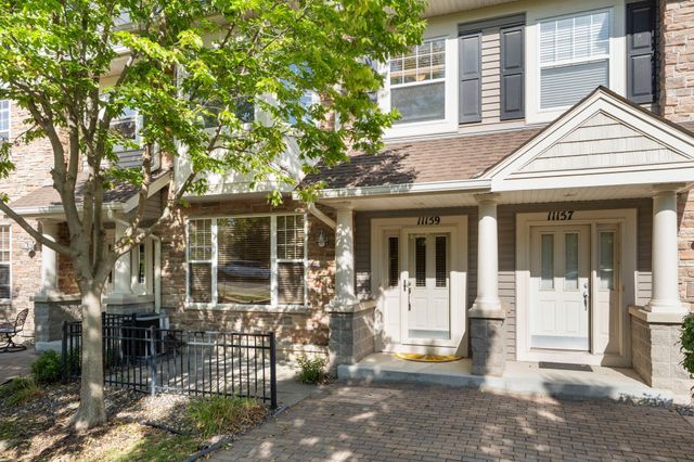 11159 Kinsley Street, Eden Prairie, MN 55344