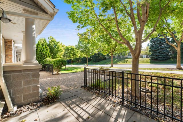 11159 Kinsley Street, Eden Prairie, MN 55344