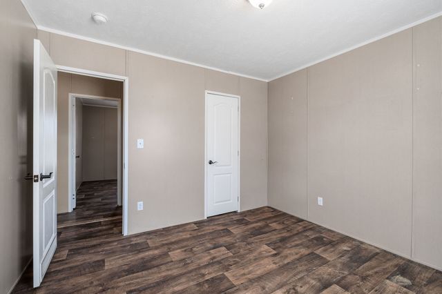 9021 Holmes Creek Rd, Smithville, TN 37166