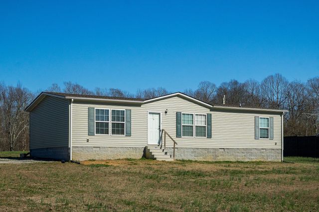 9021 Holmes Creek Rd, Smithville, TN 37166