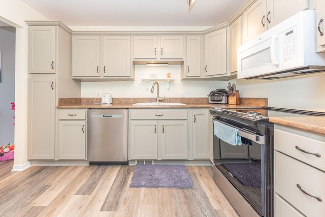 530 Liberty Pointe Drive 65, Ann Arbor, MI 48103