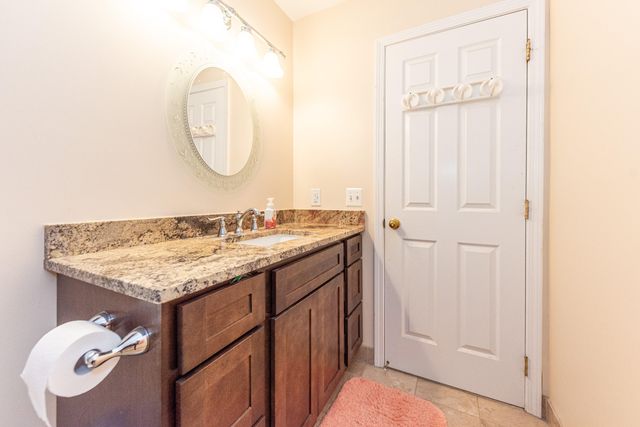 530 Liberty Pointe Drive 65, Ann Arbor, MI 48103