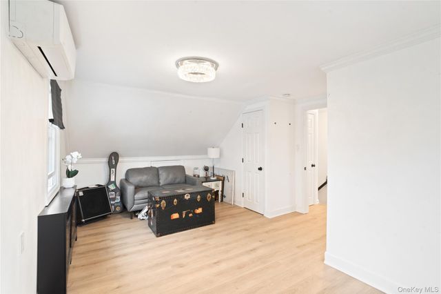 2552 Woodland Avenue, Wantagh, NY 11793