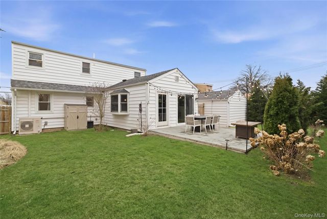 2552 Woodland Avenue, Wantagh, NY 11793