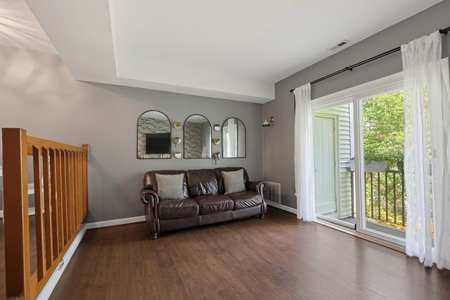 117 Tall Oaks Dr G, Weymouth, MA 02190