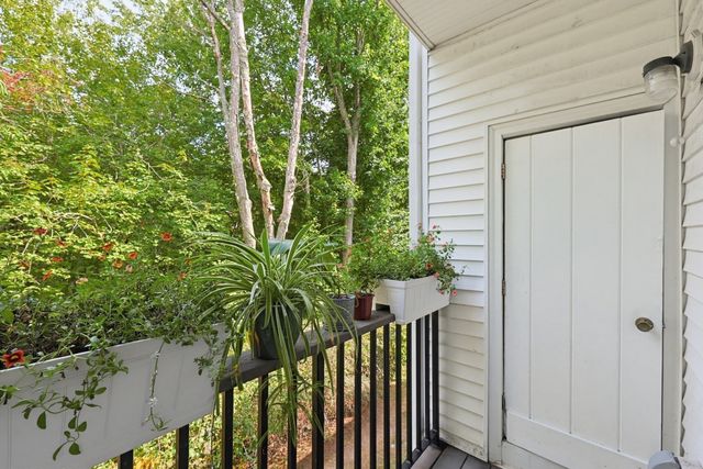 117 Tall Oaks Dr G, Weymouth, MA 02190