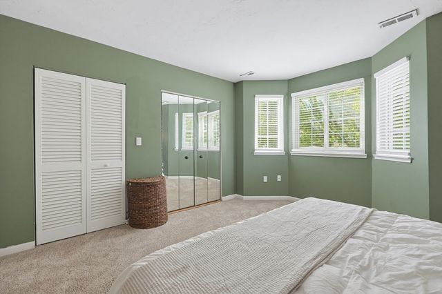 117 Tall Oaks Dr G, Weymouth, MA 02190