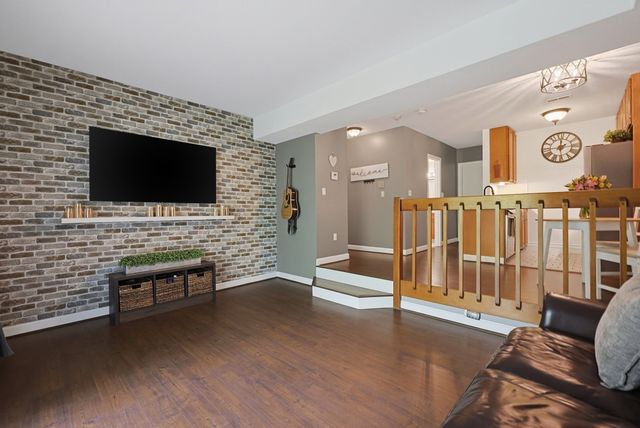117 Tall Oaks Dr G, Weymouth, MA 02190