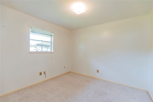 2100 Monticello Avenue, Springdale, AR 72762