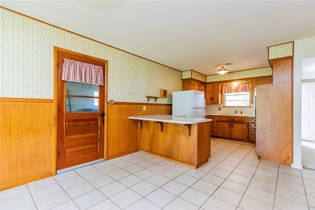 2100 Monticello Avenue, Springdale, AR 72762