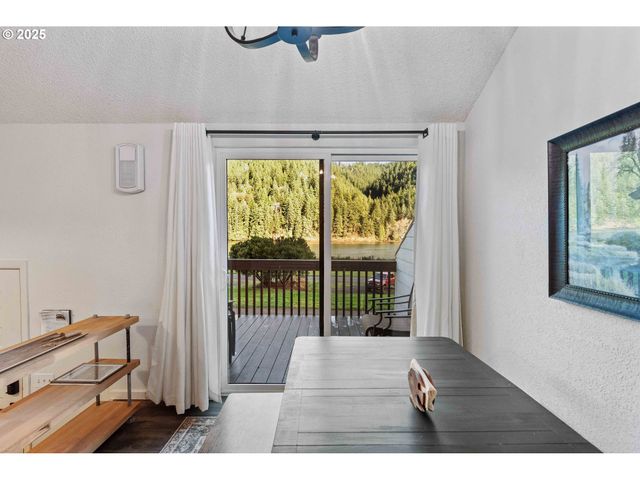 43605 STATE HIGHWAY 38 17, Reedsport, OR 97467