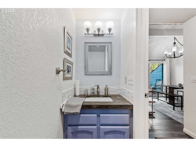 43605 STATE HIGHWAY 38 17, Reedsport, OR 97467