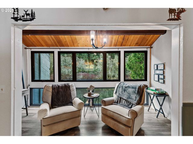 43605 STATE HIGHWAY 38 17, Reedsport, OR 97467