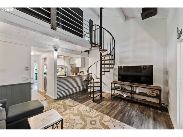 43605 STATE HIGHWAY 38 17, Reedsport, OR 97467