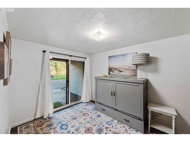 43605 STATE HIGHWAY 38 17, Reedsport, OR 97467