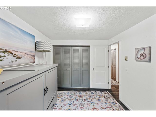 43605 STATE HIGHWAY 38 17, Reedsport, OR 97467