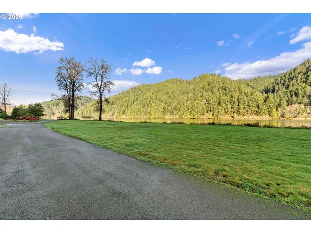 43605 STATE HIGHWAY 38 17, Reedsport, OR 97467