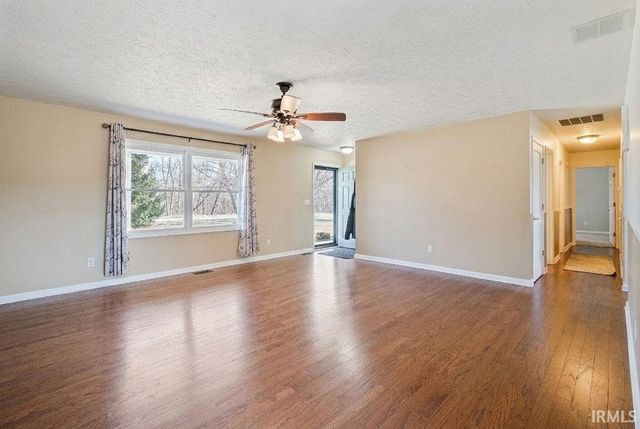 37 N 975 WEST, Kokomo, IN 46901