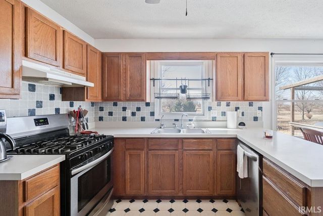 37 N 975 WEST, Kokomo, IN 46901