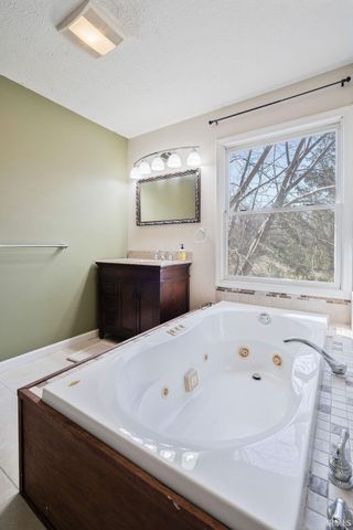 37 N 975 WEST, Kokomo, IN 46901