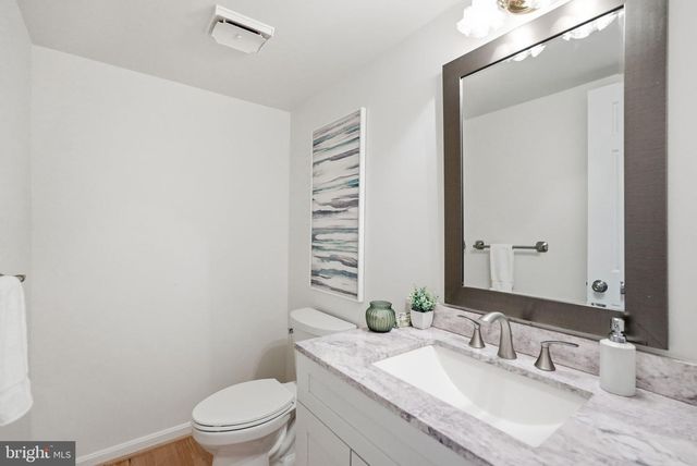 1015 SAMPLERS WAY, Potomac, MD 20854