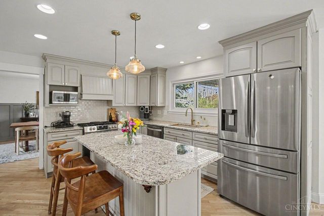 8272 Eagle Ridge Drive, West Chester, OH 45069