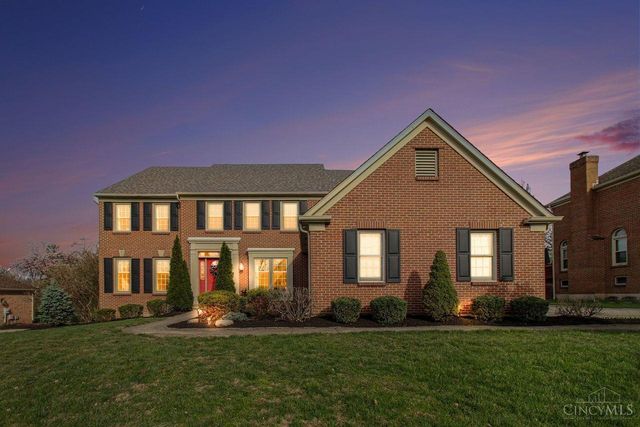 8272 Eagle Ridge Drive, West Chester, OH 45069