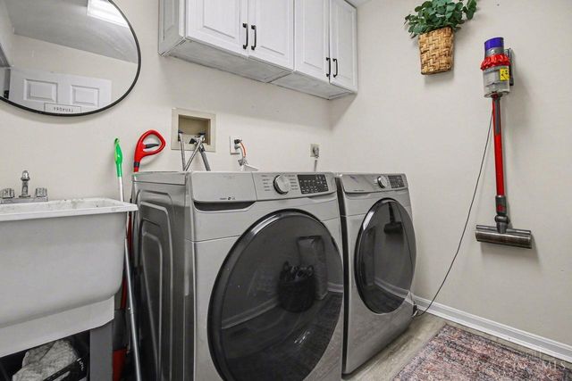 8272 Eagle Ridge Drive, West Chester, OH 45069