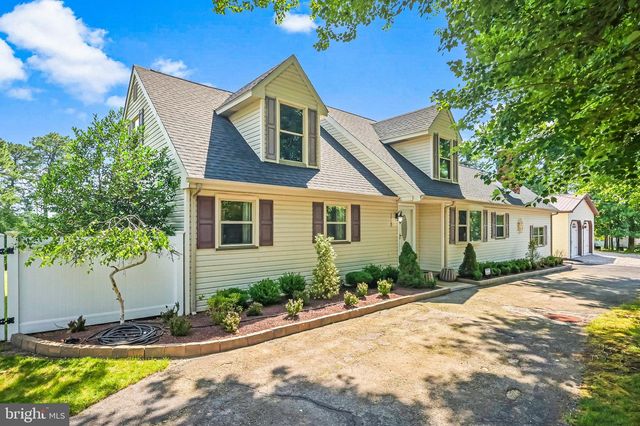 1820 PERTH AMBOY AVE, Manchester Township, NJ 08759