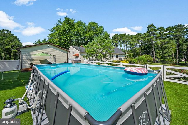 1820 PERTH AMBOY AVE, Manchester Township, NJ 08759