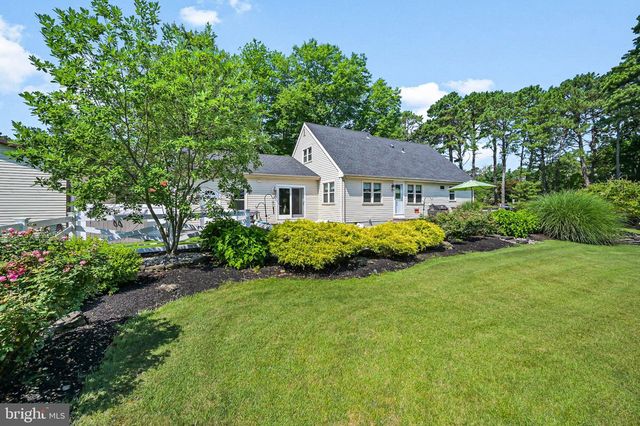 1820 PERTH AMBOY AVE, Manchester Township, NJ 08759